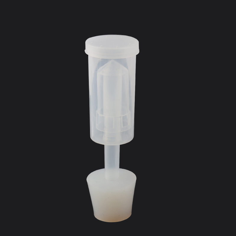 Wine Beer Spirit - Chaud! Sas avec bouchon en silicone